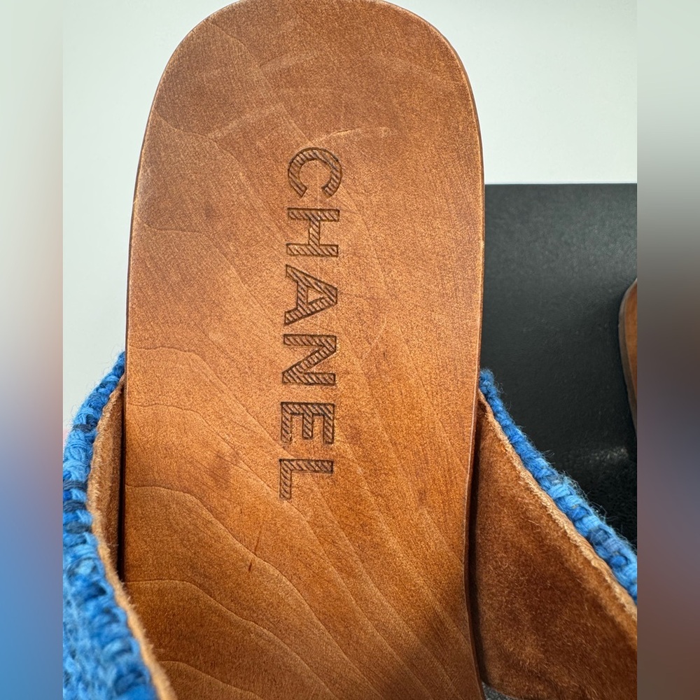 Chanel Mules 💓 - Picture 8 of 14